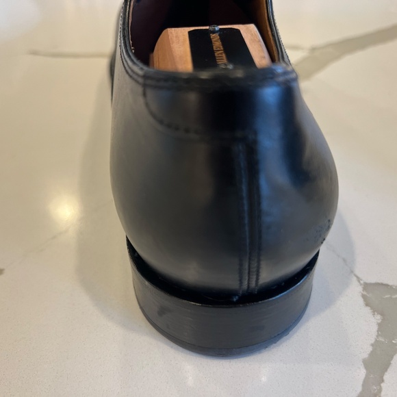 Allen Edmonds Siena Cap-stitch Oxford Dress Shoe.  Black main image 9